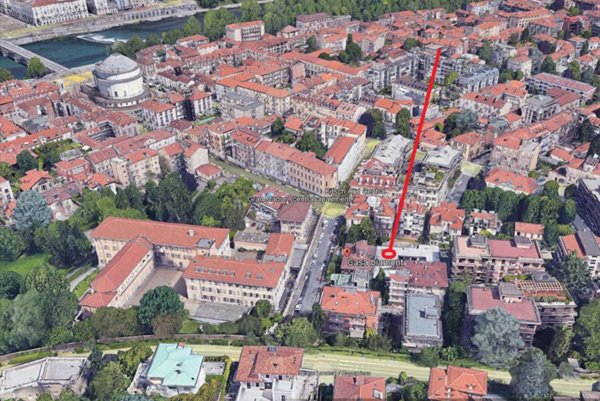 negozio in vendita a Torino in zona Borgo Po