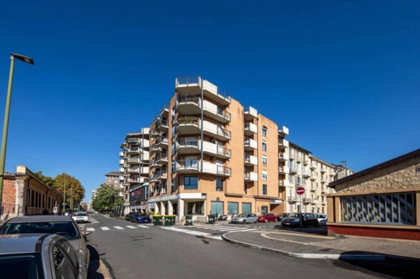 appartamento in vendita a Torino in zona Cenisia