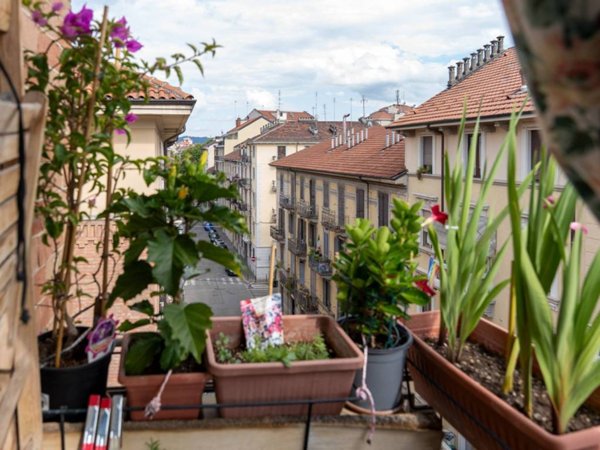 appartamento in vendita a Torino in zona Cit Turin