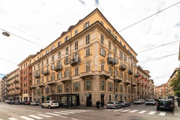 ufficio in vendita a Torino in zona San Donato
