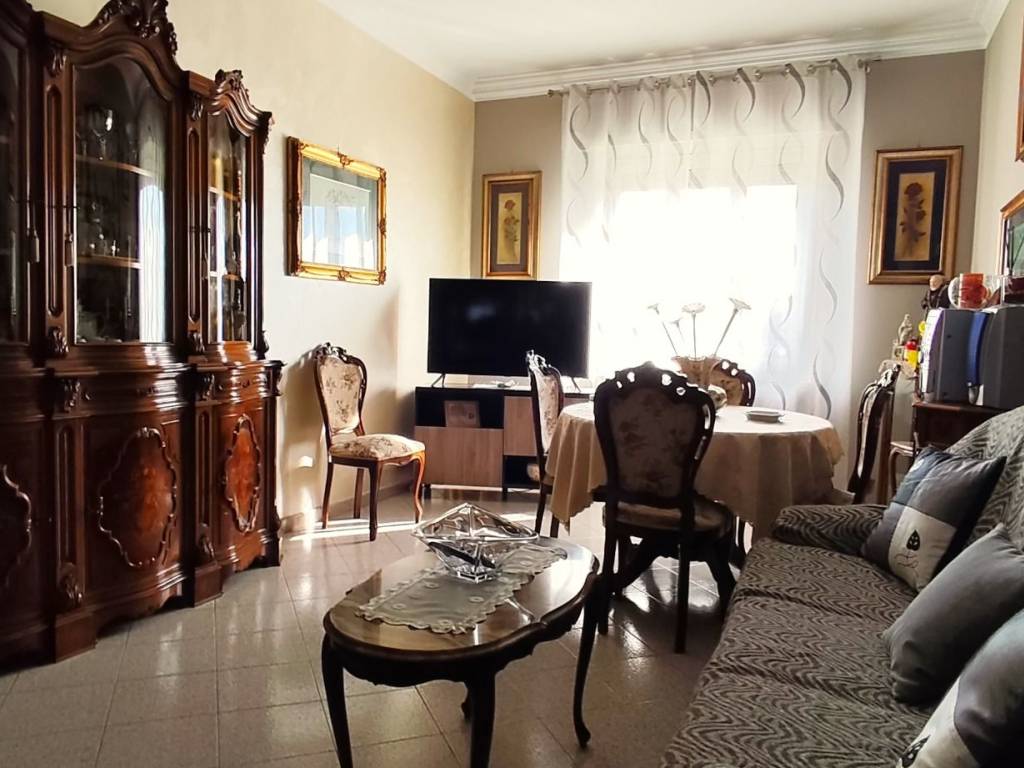 appartamento in vendita a Torino in zona Borgata Vittoria