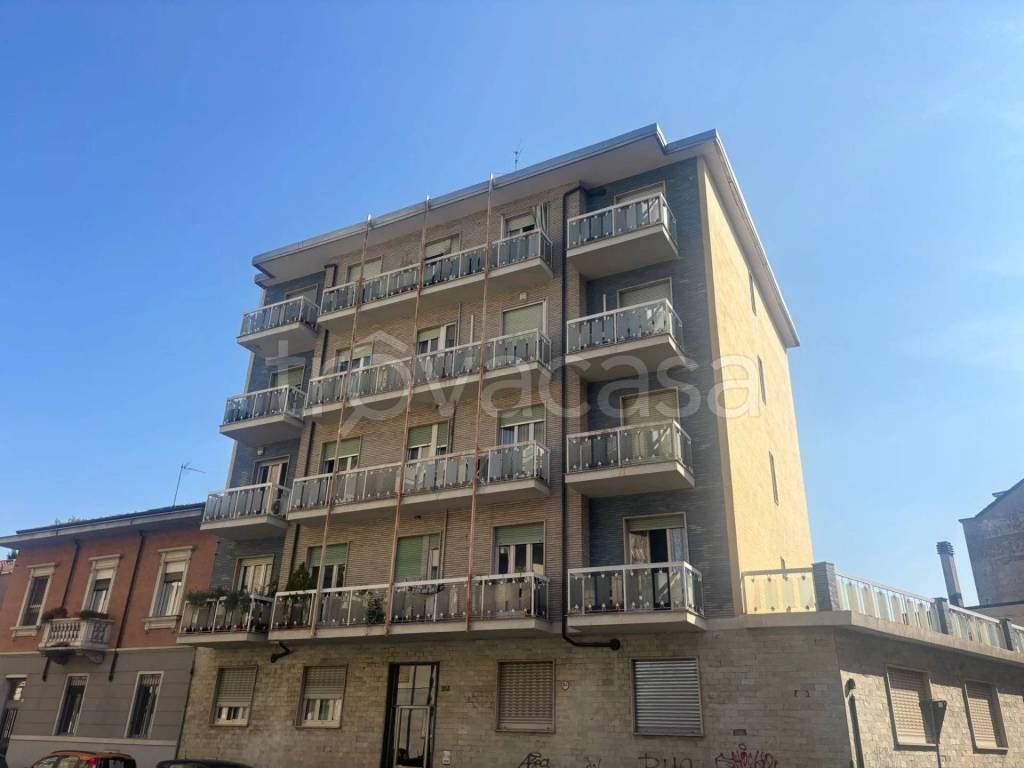 appartamento in vendita a Torino in zona Borgo San Paolo