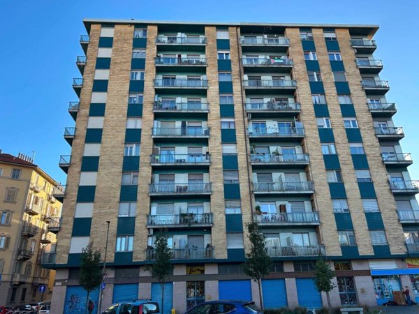 appartamento in vendita a Torino in zona Borgata Vittoria