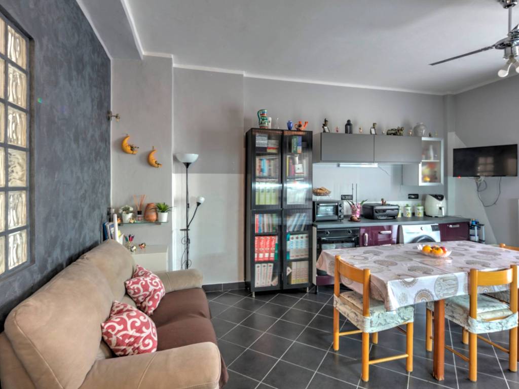 appartamento in vendita a Torino in zona Pozzo Strada