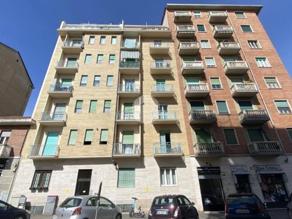 appartamento in vendita a Torino in zona Lucento