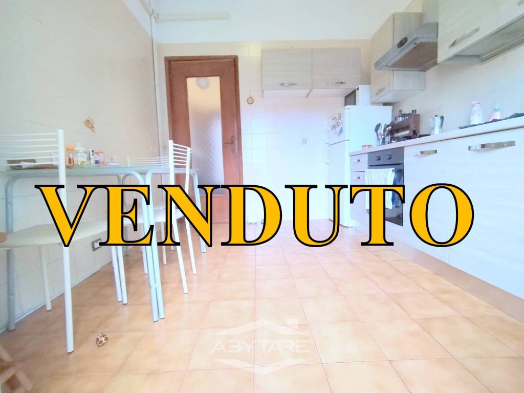 appartamento in vendita a Torino in zona Santa Rita