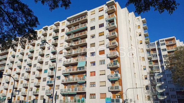 appartamento in vendita a Torino in zona Santa Rita