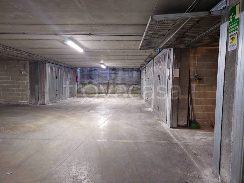 ufficio in vendita a Torino in zona Rebaudengo