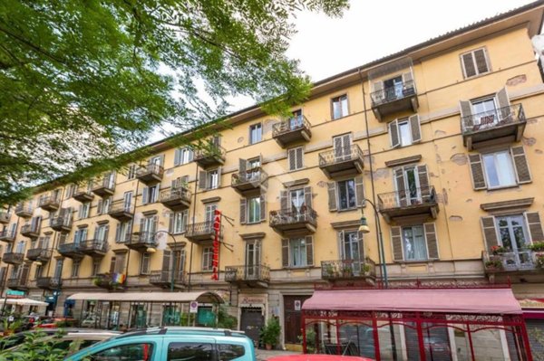 locale di sgombero in vendita a Torino in zona Regio Parco