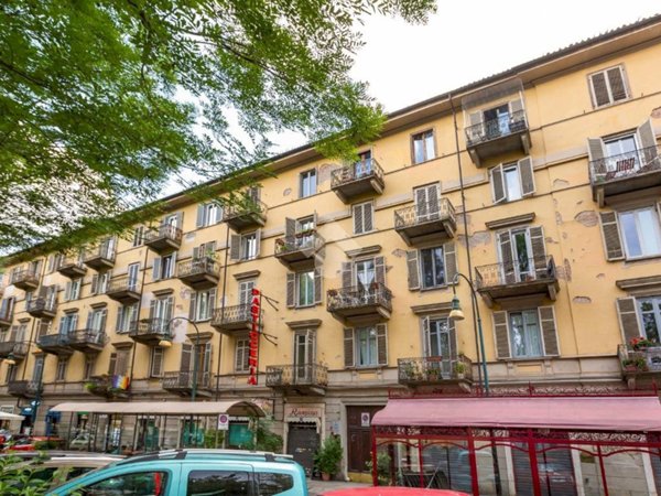 locale di sgombero in vendita a Torino in zona Regio Parco