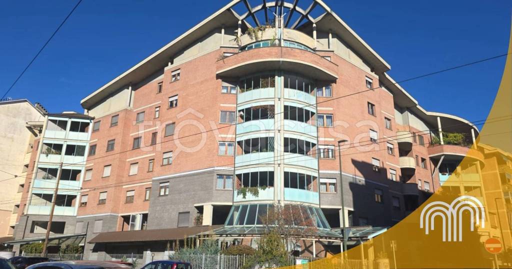 negozio in vendita a Torino in zona Borgo San Paolo