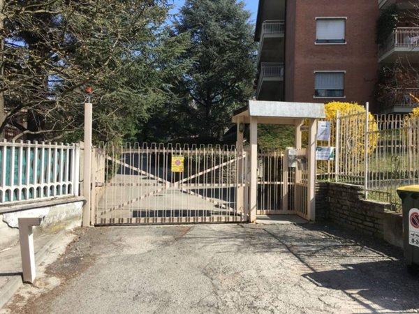 casa indipendente in vendita a Torino in zona Rosa