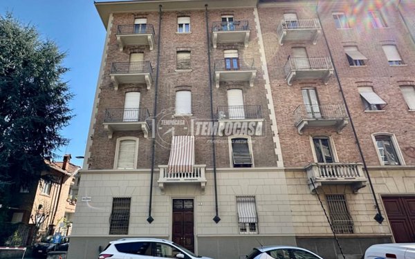 appartamento in vendita a Torino in zona Cenisia