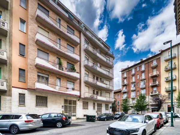 appartamento in vendita a Torino in zona Pozzo Strada