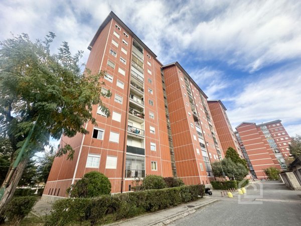 appartamento in vendita a Torino in zona Mirafiori Sud