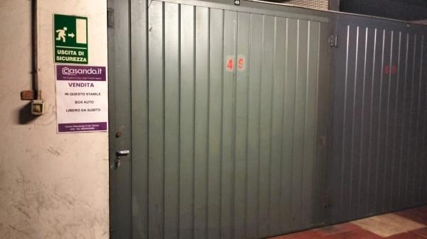 negozio in vendita a Torino in zona Mirafiori Sud