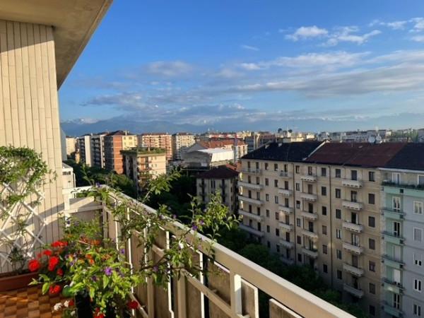 appartamento in vendita a Torino in zona Pozzo Strada