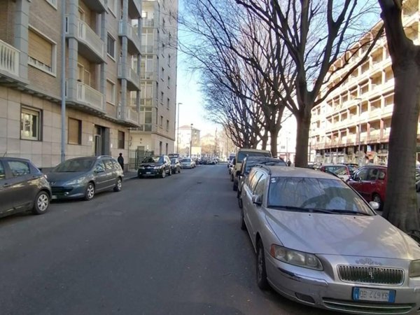 appartamento in vendita a Torino in zona Regio Parco
