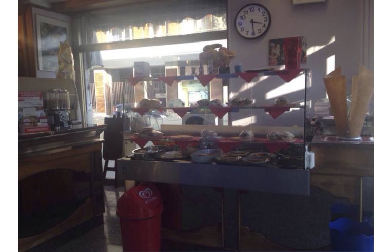 negozio in vendita a Torino in zona Santa Rita