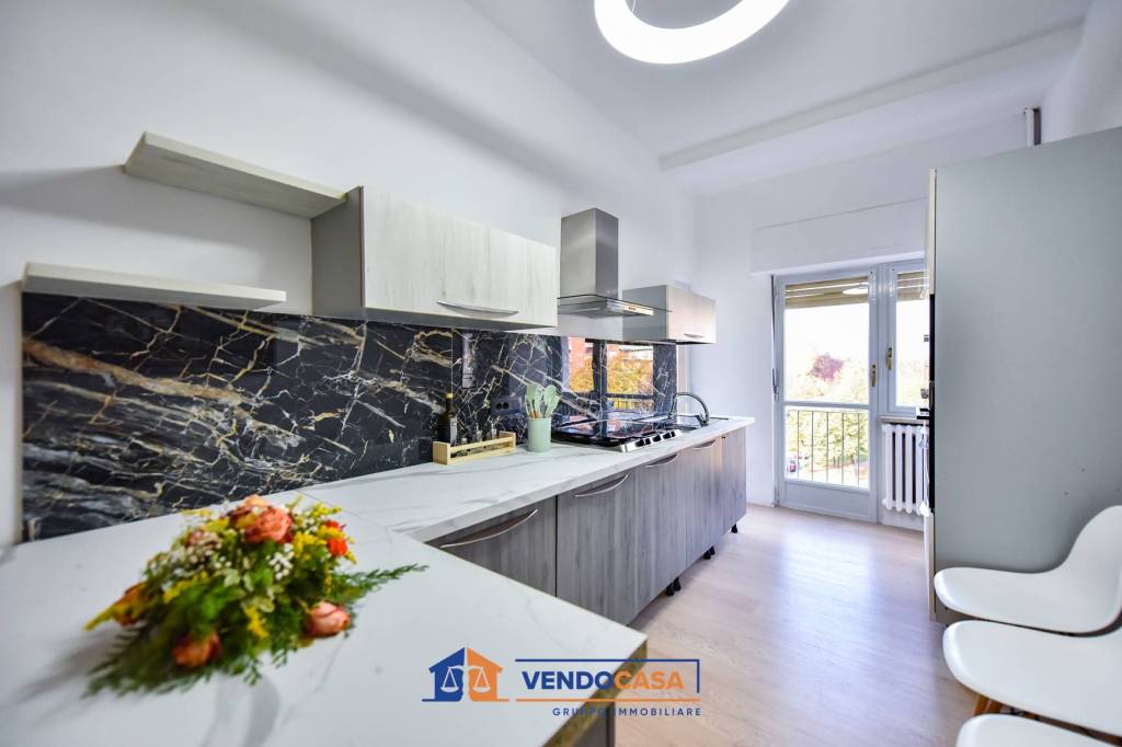 appartamento in vendita a Torino in zona Santa Rita