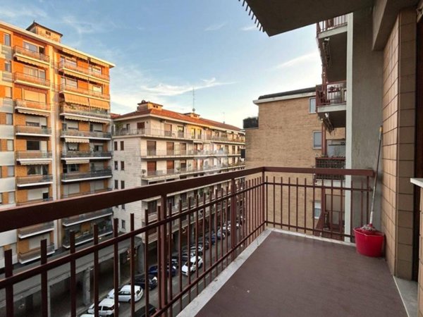 appartamento in vendita a Torino in zona Mirafiori Sud