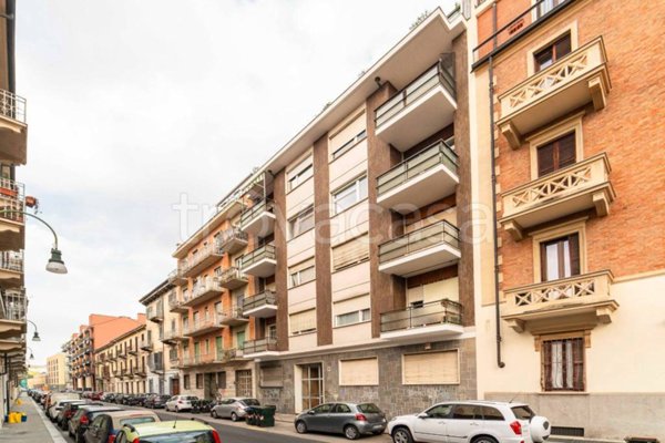 appartamento in vendita a Torino in zona Cenisia