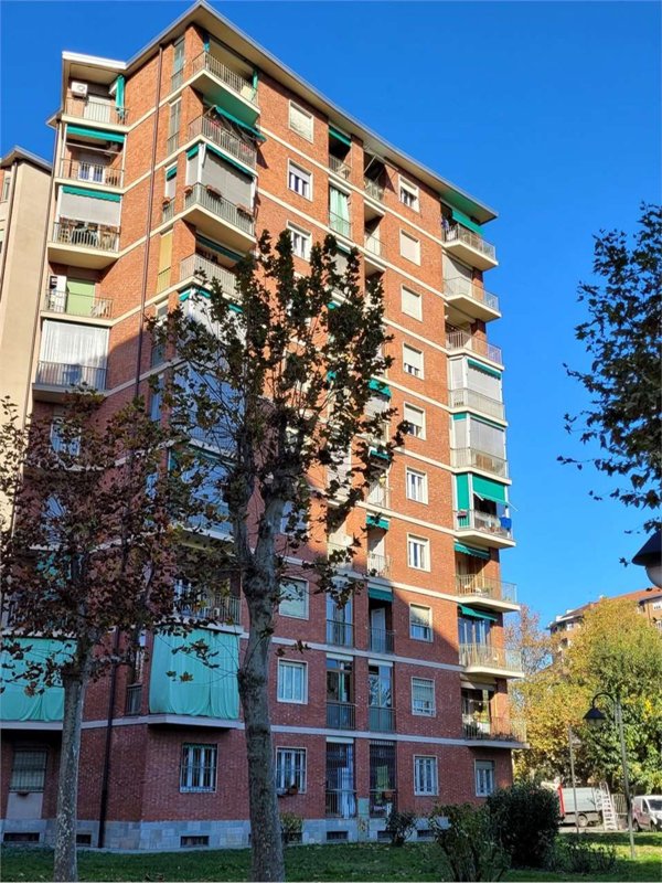 appartamento in vendita a Torino in zona Borgata Vittoria