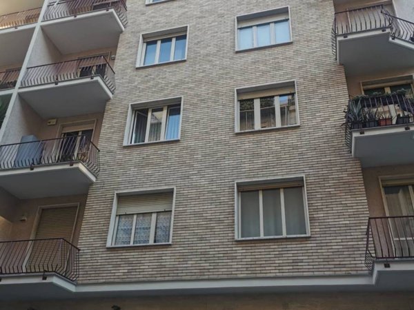 appartamento in vendita a Torino in zona Cenisia