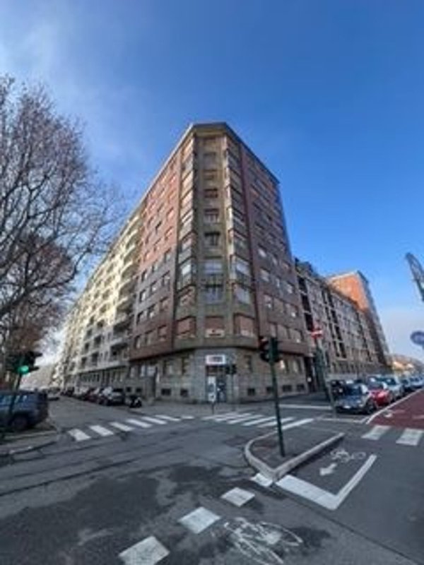 appartamento in vendita a Torino in zona Santa Rita