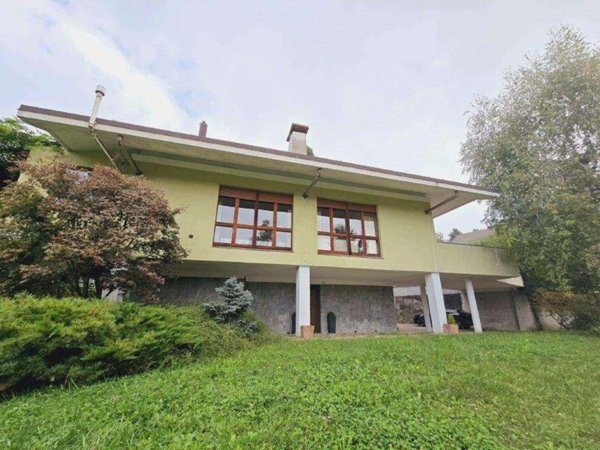 casa indipendente in vendita a Torino in zona Madonna del Pilone