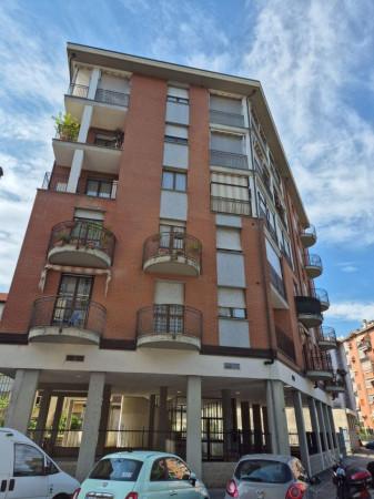 negozio in vendita a Torino in zona Madonna di Campagna