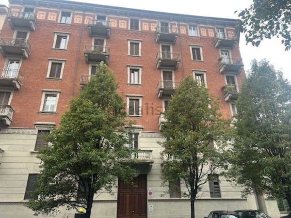appartamento in vendita a Torino in zona Millefonti