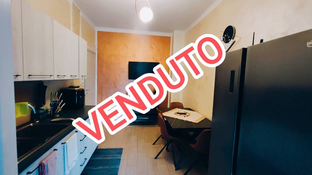 appartamento in vendita a Torino in zona Parella