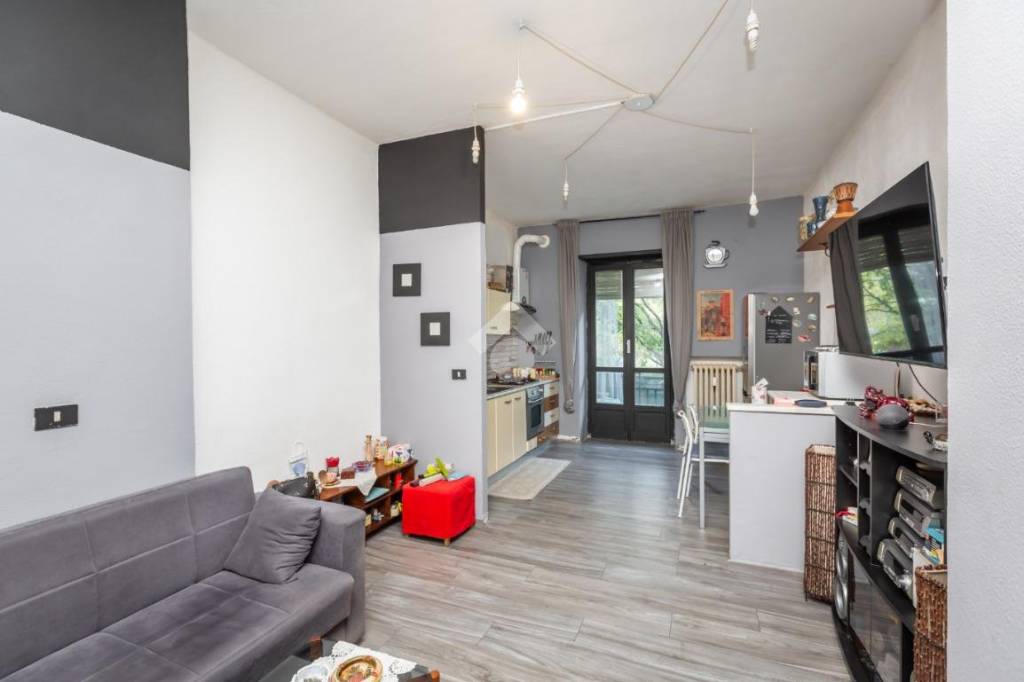 appartamento in vendita a Torino in zona Parella