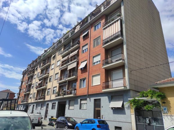 appartamento in vendita a Torino in zona Pozzo Strada