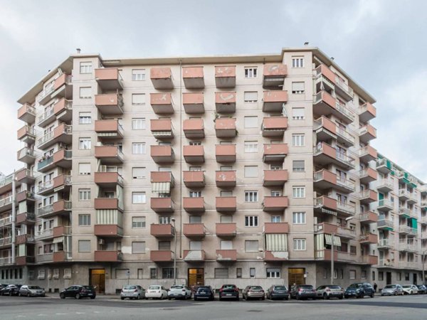 appartamento in vendita a Torino in zona Mirafiori Nord