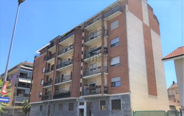 appartamento in vendita a Torino in zona Rebaudengo