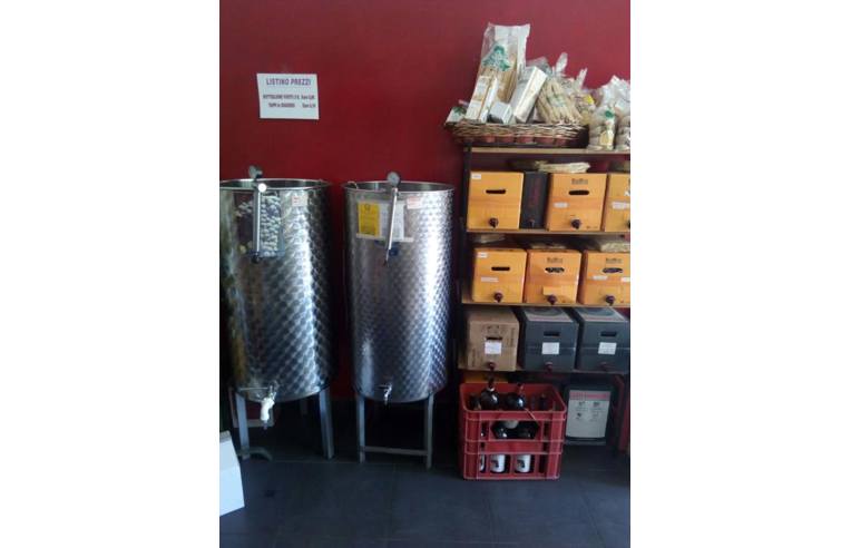 negozio in vendita a Torino in zona Santa Rita