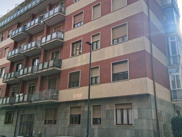 appartamento in vendita a Torino in zona Borgata Vittoria