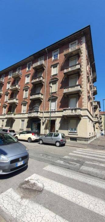 appartamento in vendita a Torino in zona Borgo San Paolo