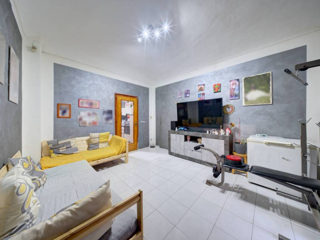 appartamento in vendita a Torino in zona Borgata Vittoria