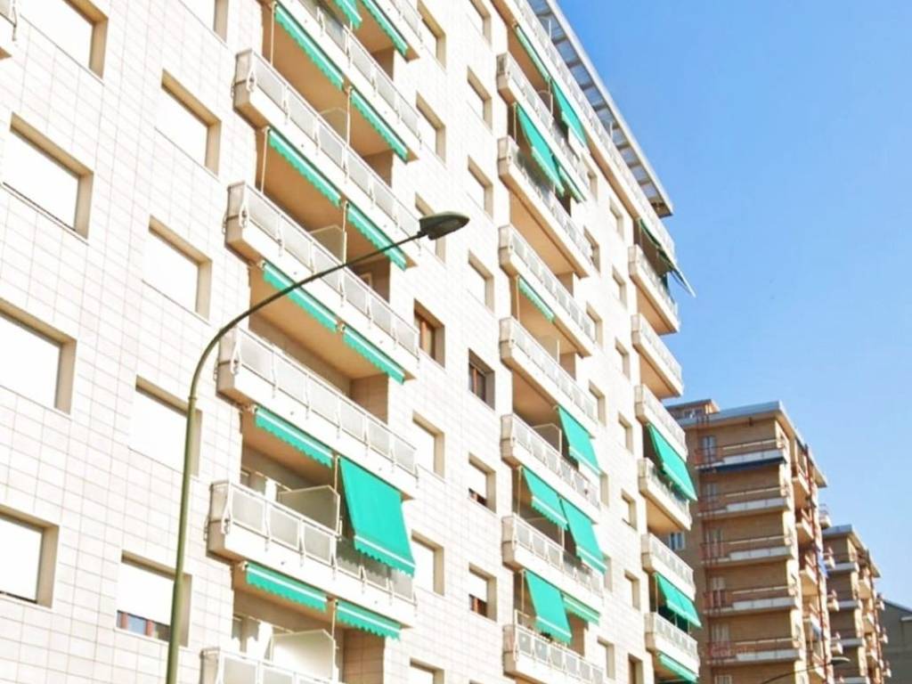 appartamento in vendita a Torino in zona Santa Rita