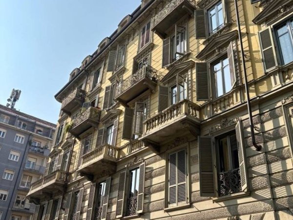 appartamento in vendita a Torino in zona San Salvario