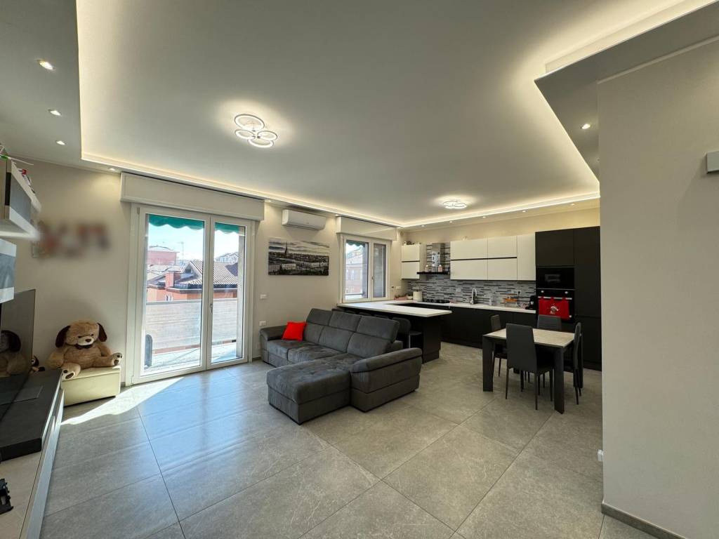 appartamento in vendita a Torino in zona Santa Rita