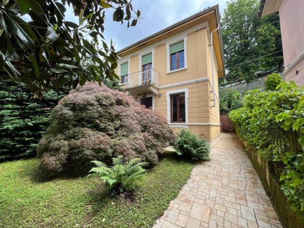 casa indipendente in vendita a Torino in zona Cavoretto
