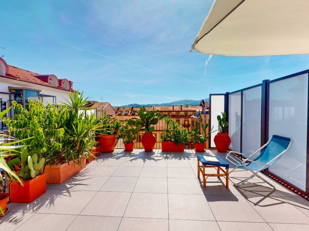 appartamento in vendita a Torino in zona Crocetta