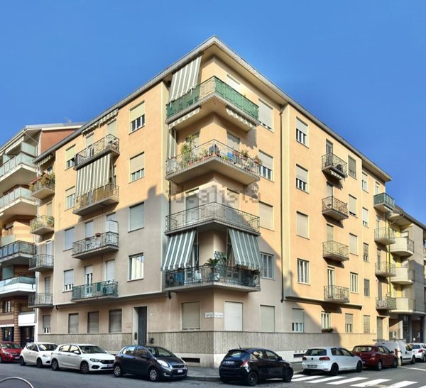 appartamento in vendita a Torino in zona Borgata Vittoria