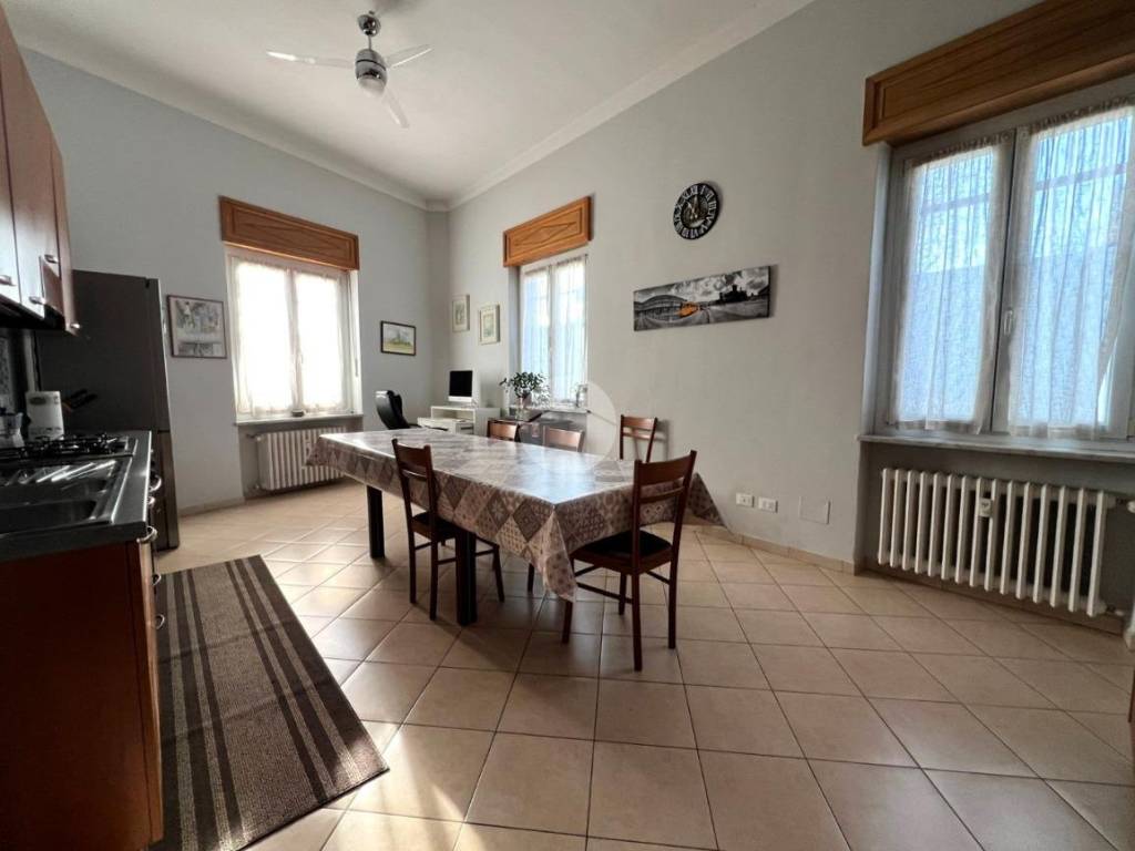 appartamento in vendita a Torino in zona Barca