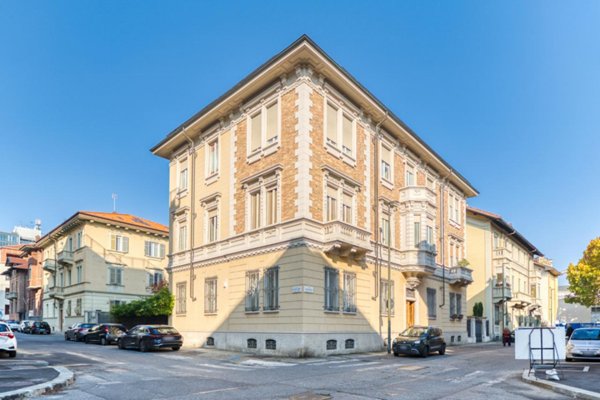 appartamento in vendita a Torino in zona San Salvario