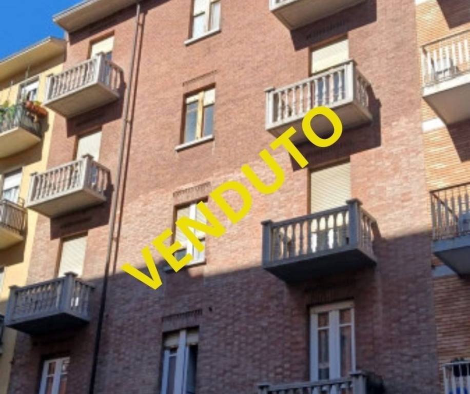 appartamento in vendita a Torino in zona Parella